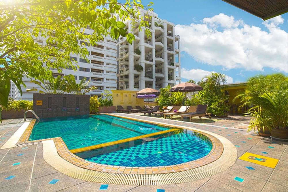 Woraburi Sukhumvit Hotel Бангкок Экстерьер фото