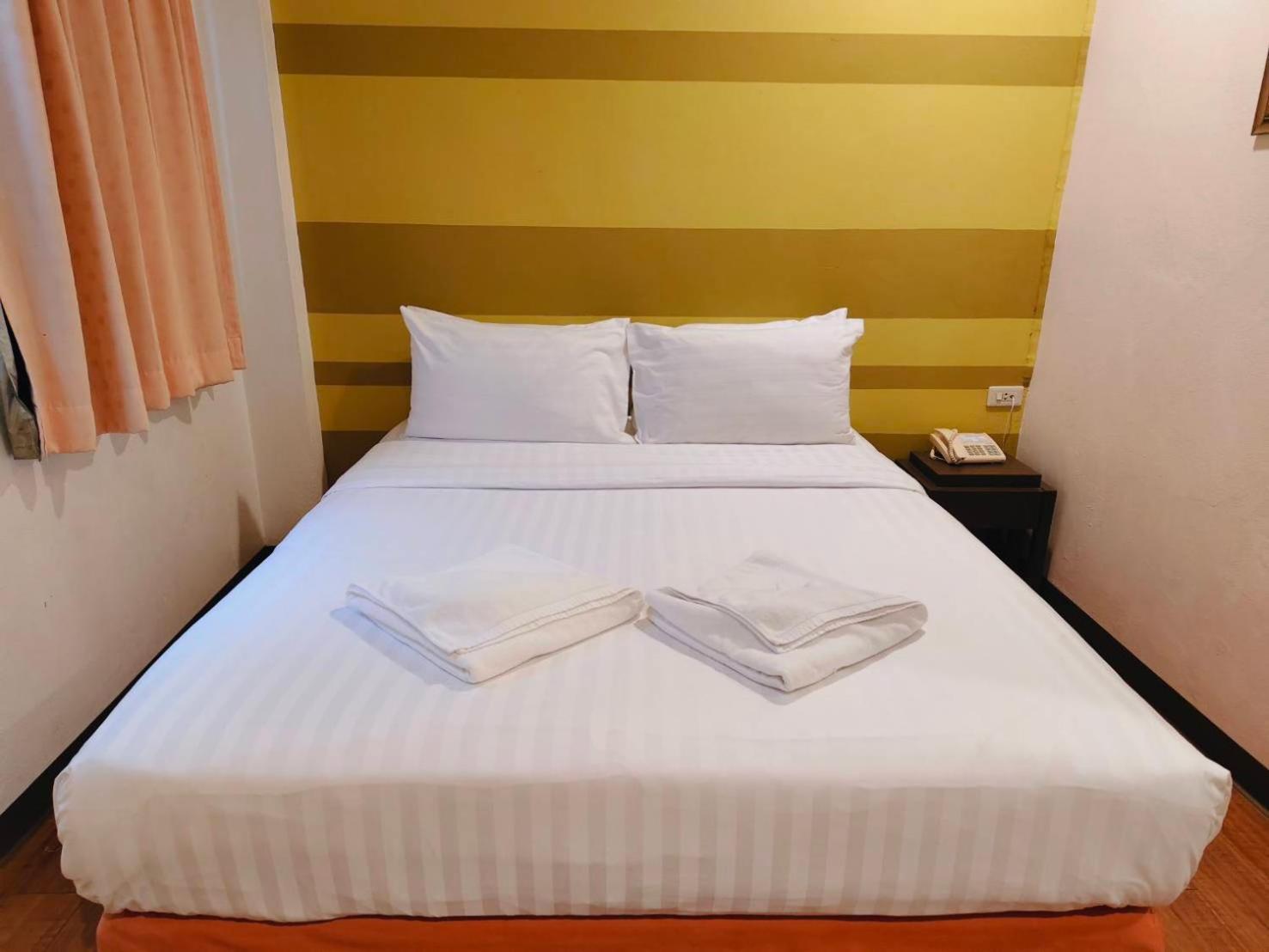 Woraburi Sukhumvit Hotel Бангкок Экстерьер фото