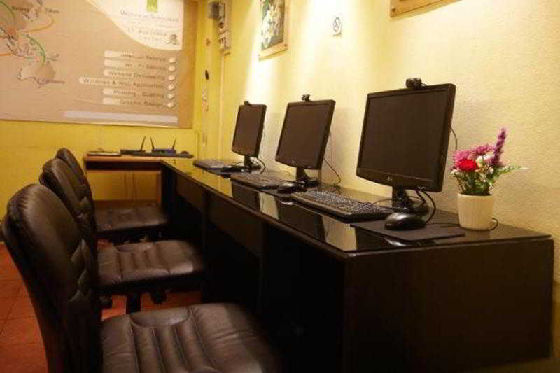 Woraburi Sukhumvit Hotel Бангкок Экстерьер фото
